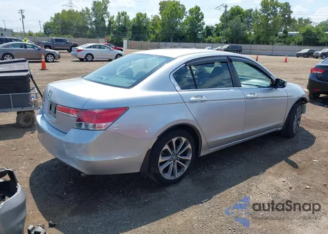 2011 Honda Accord 2.4 Ex из США, поврежденный, VIN 1HGCP2F71BA043060